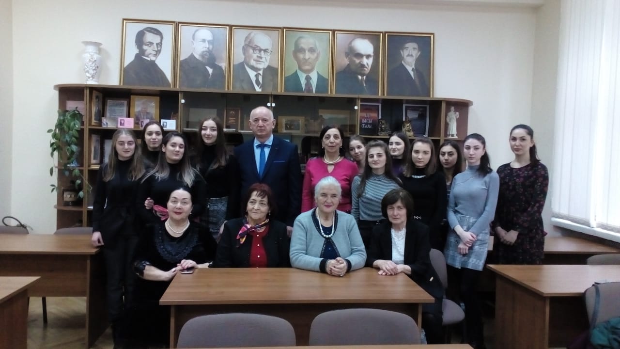 Диана Бургалова